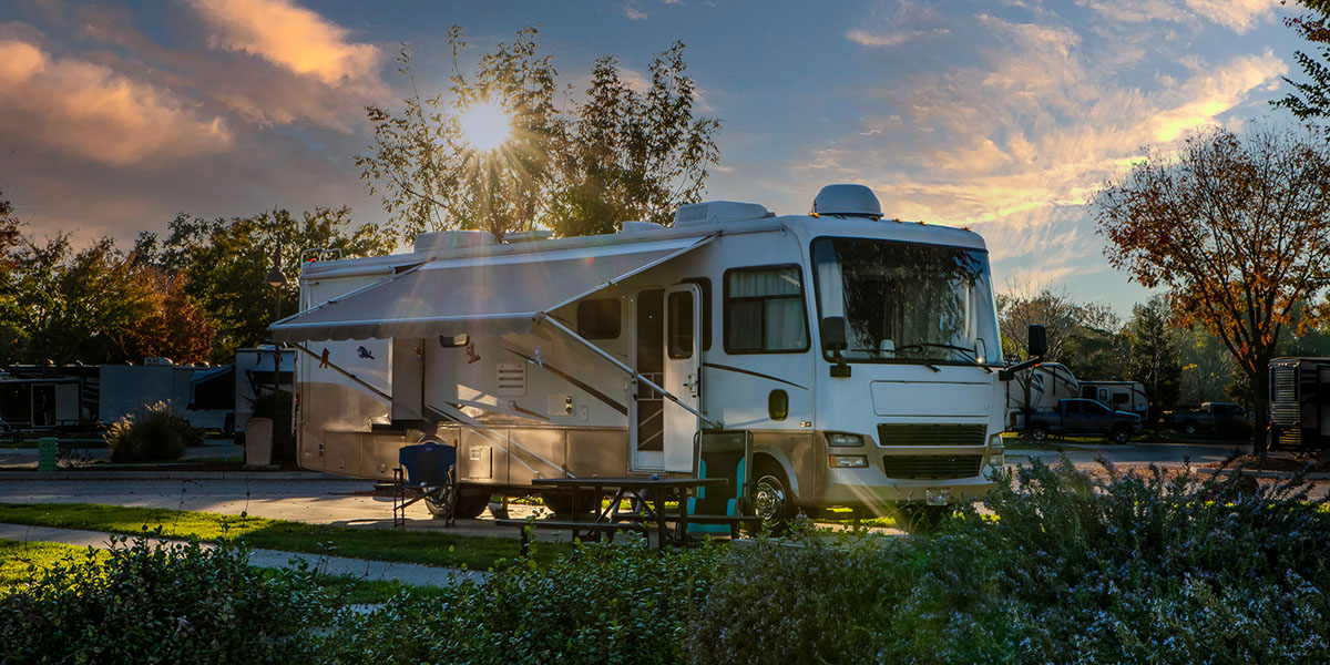 The Camper’s Guide to Buying a New Home on Wheels:  5 Tips to Find the RV of Your Dreams on RV Trader