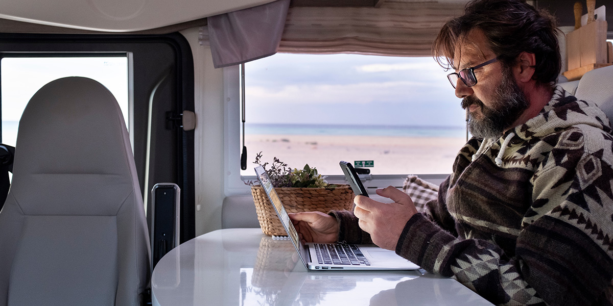 5 Benefits of Online Reviews When Buying an RV