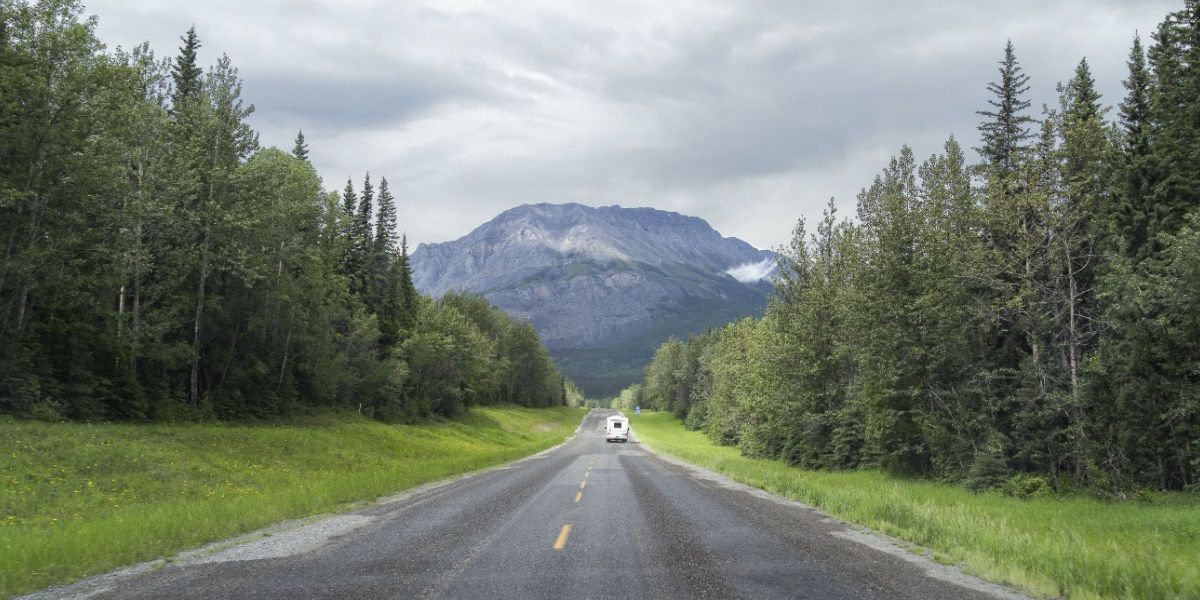 What RV Shoppers Should Know About Buying a Class B Motorhome