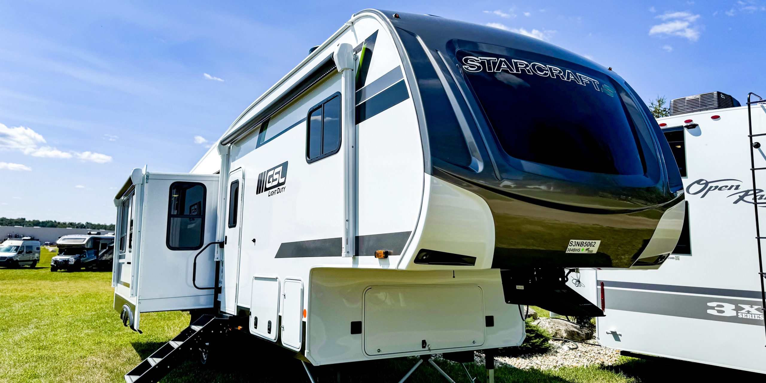 2025 Starcraft GSL Light Duty 304BHS Review