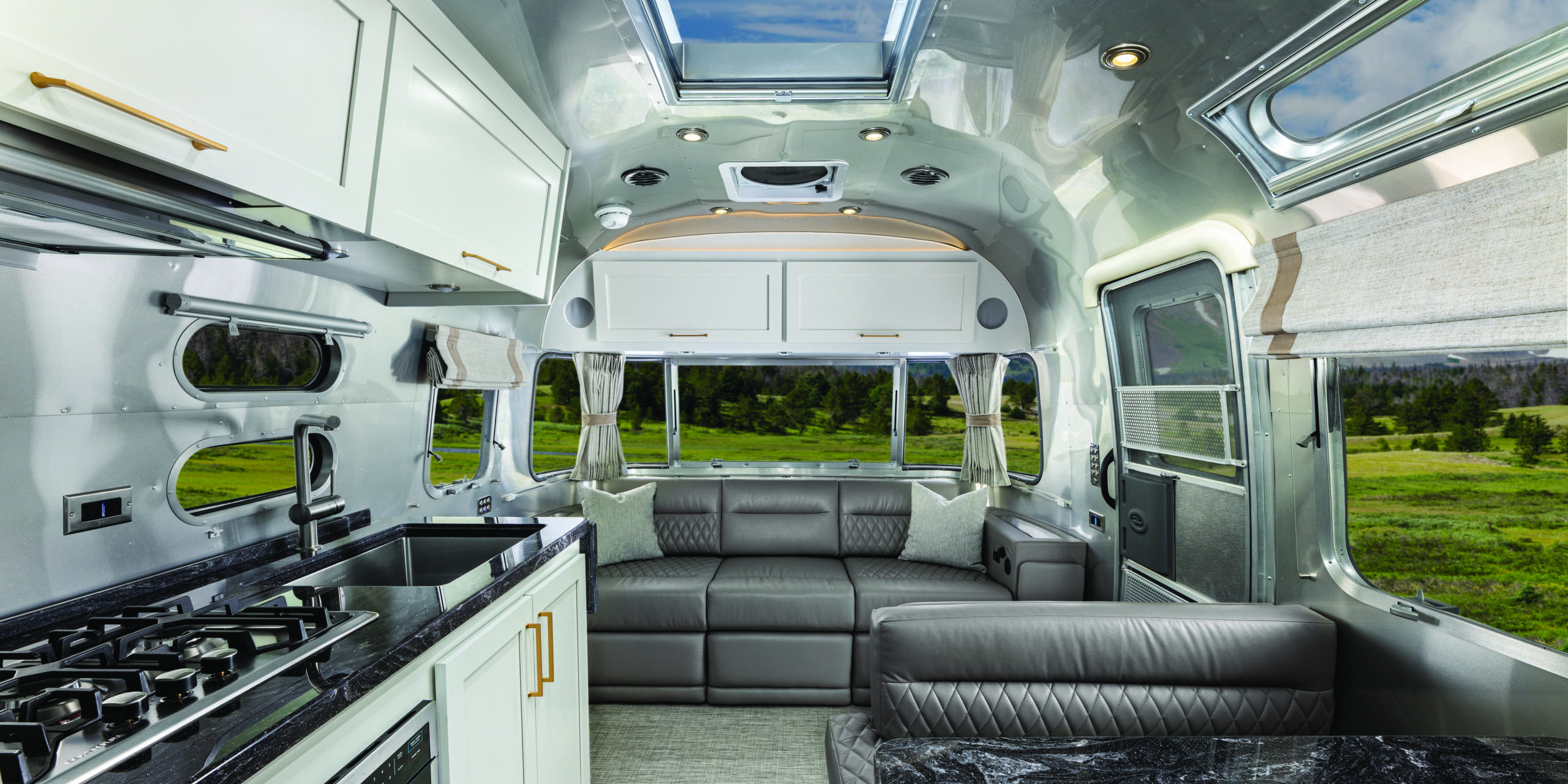 The Kids Are Gone … and So Are We! RVs for Empty Nesters