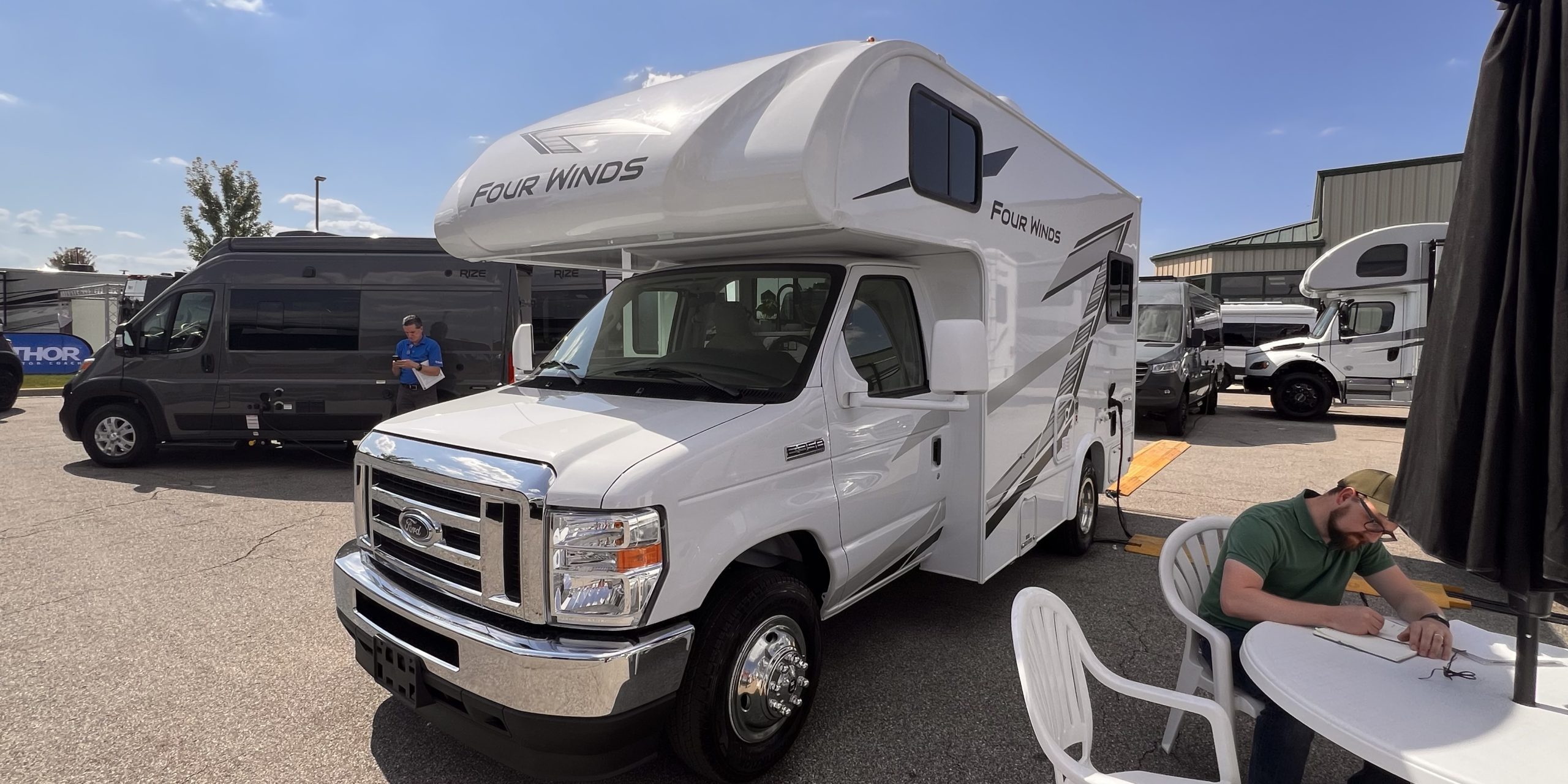 2025 Thor Motor Coach Four Winds ESpec 19Z Review