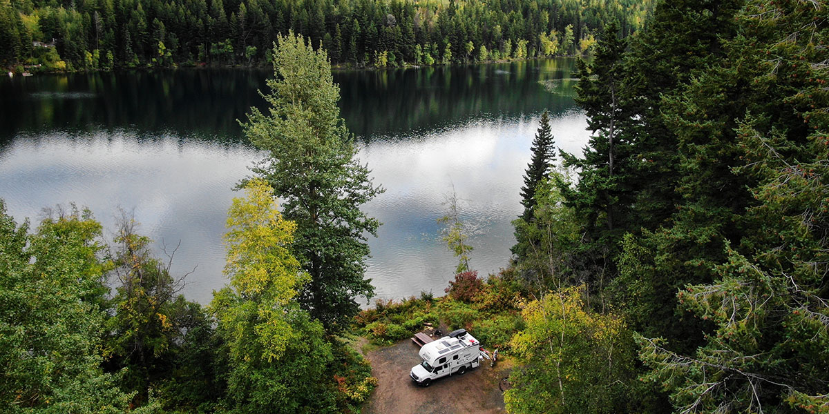 America’s Coolest RV Lakefronts: A Regional Guide
