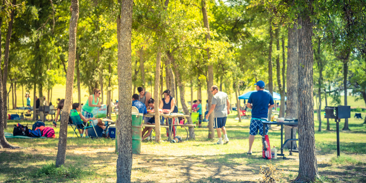 6 Best RV Parks for a Big Family Reunion