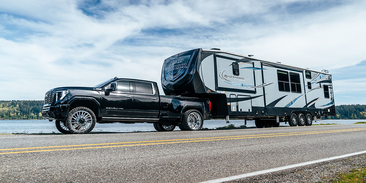 8 Key Mentions to Help Sell Your Toy Hauler
